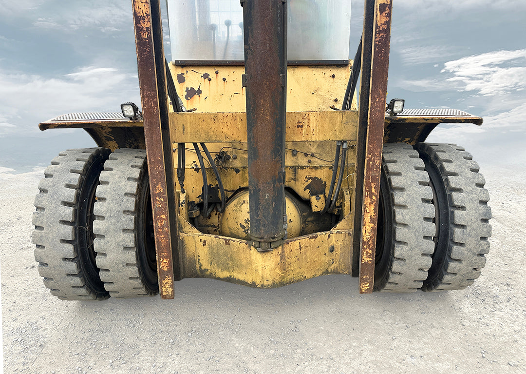 2008 Hyster H150H Forklift w/ Sideshift, Tilt, Fork Positioners