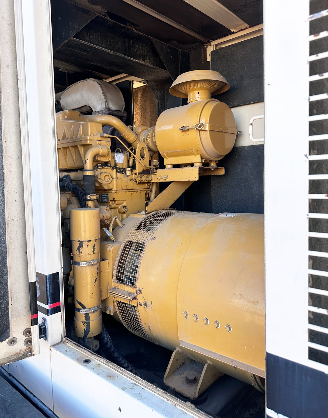 CAT Generator Trailer