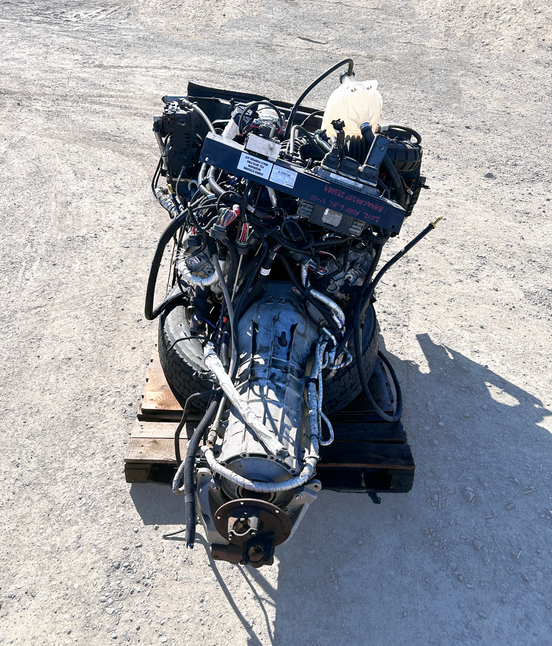 Ford 6.8L / 413 CI V10 Triton Engine w/ Ford F960G Transmission  (293389)