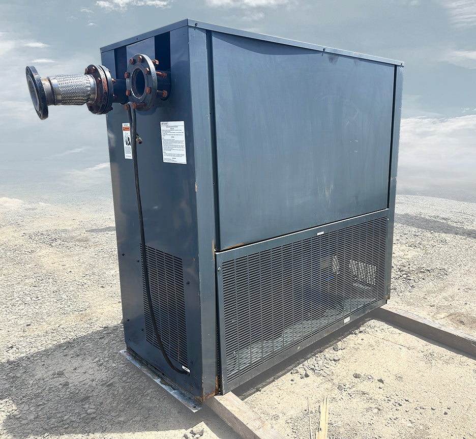 Zeks HeatSink 1600HSFA400 refrigerated air dryer exterior side profile and airflow ventilation grate.