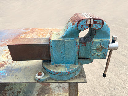 JET machinist bench vise heavy duty industrial steel right side profile mounted to workbench 