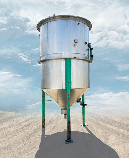 1000 Gallon Food-Grade Stainless Steel Cone-Bottom Mixing Tank