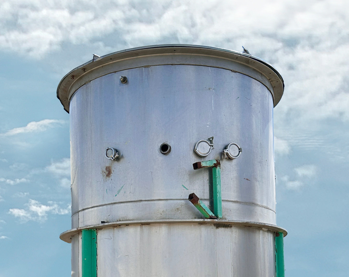 1000 Gallon Food-Grade Stainless Steel Cone-Bottom Mixing Tank