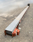 Cleated incline conveyor