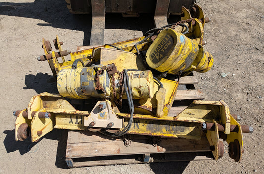 2 Budgit 500 Lb Hoists