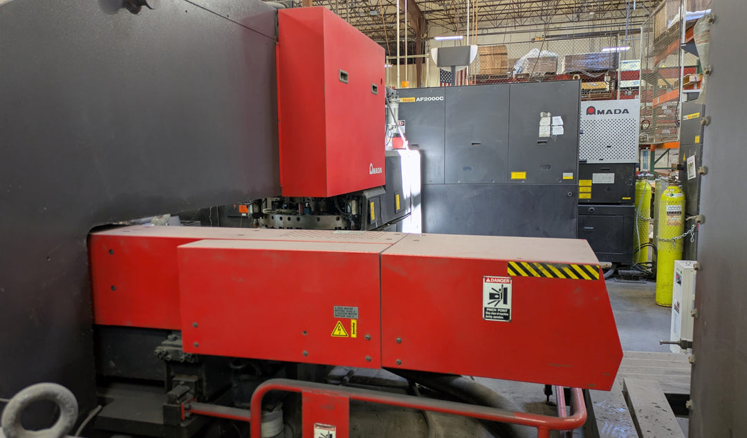 30-Ton / 2000-Watt Amada Apelio III AP3367V Turret Punch & Laser CNC Machine