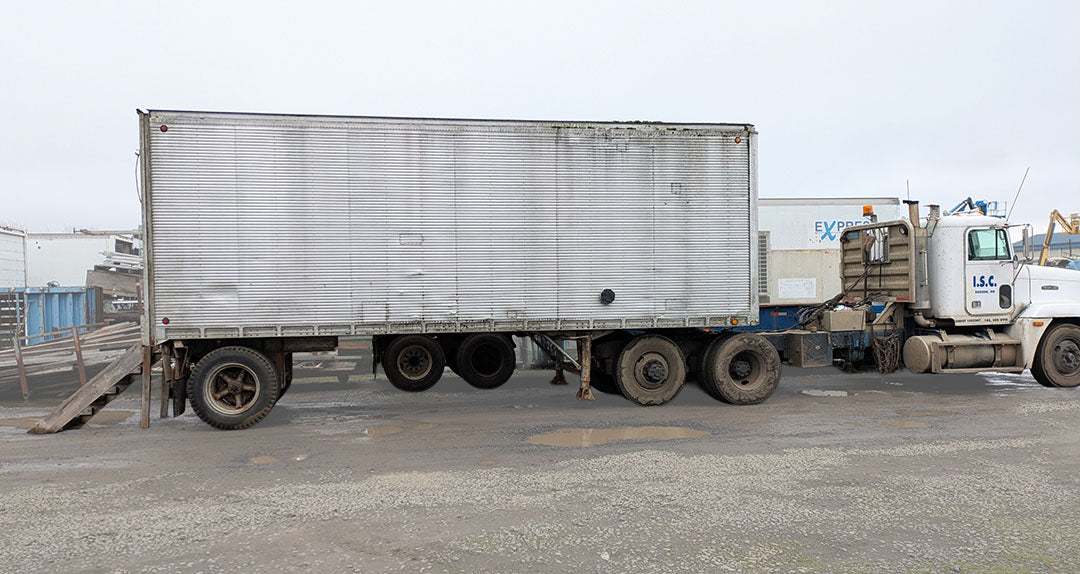 Freuhauf Dry Van / Trailer