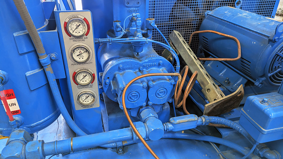 Quincy 15HP QNWF15-V Air Compressor