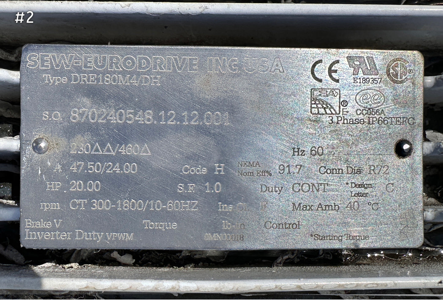 LEE Industries 1500-Gallon Vertical Jacketed Stainless Steel Mixing Tanks