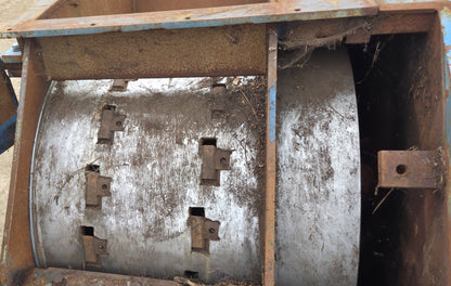 Heavy-Duty Industrial Wood Hog Bark Grinder with Hydraulic Feed Hopper