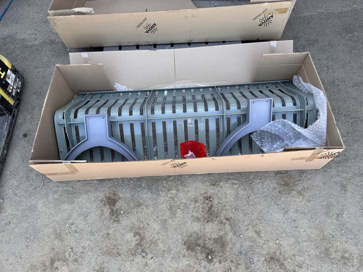 ANOVA Latitude L1441 6' Contour Bench