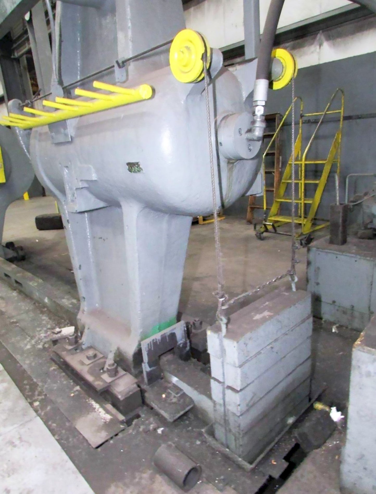 300-Ton Niles-Bement Hydraulic Horizontal Wheel Press