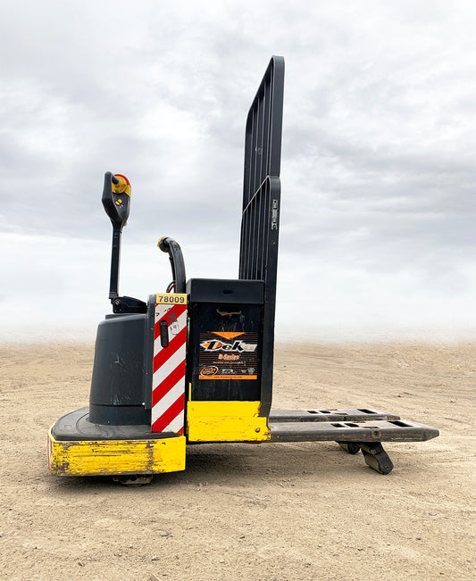 Hyster Pallet Jacks (no batteries)