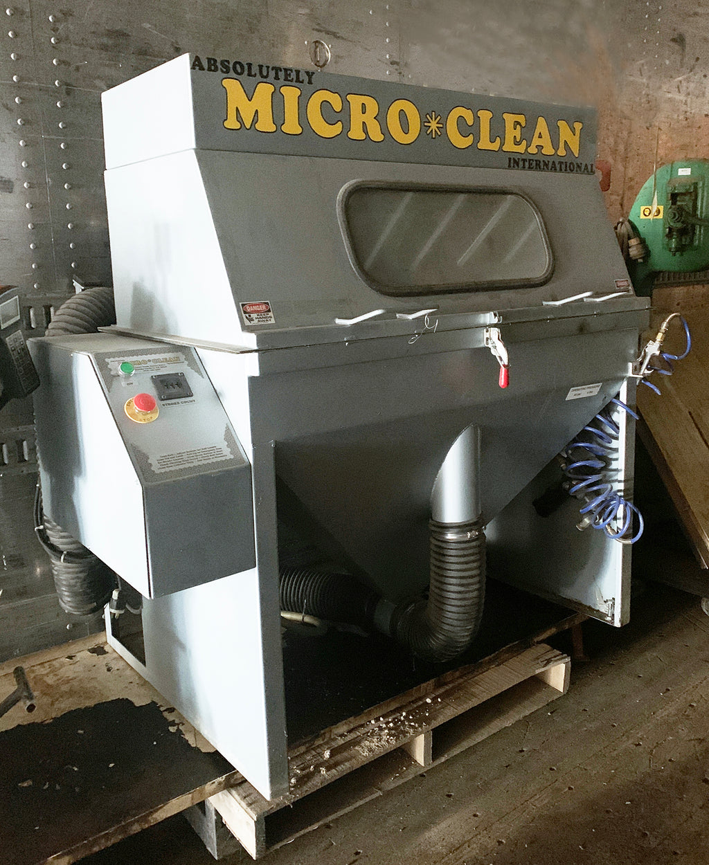 Micro Clean Media Roll Cleaner & Dust Collector